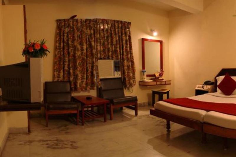 Hotel Ram International Pondicherry Esterno foto