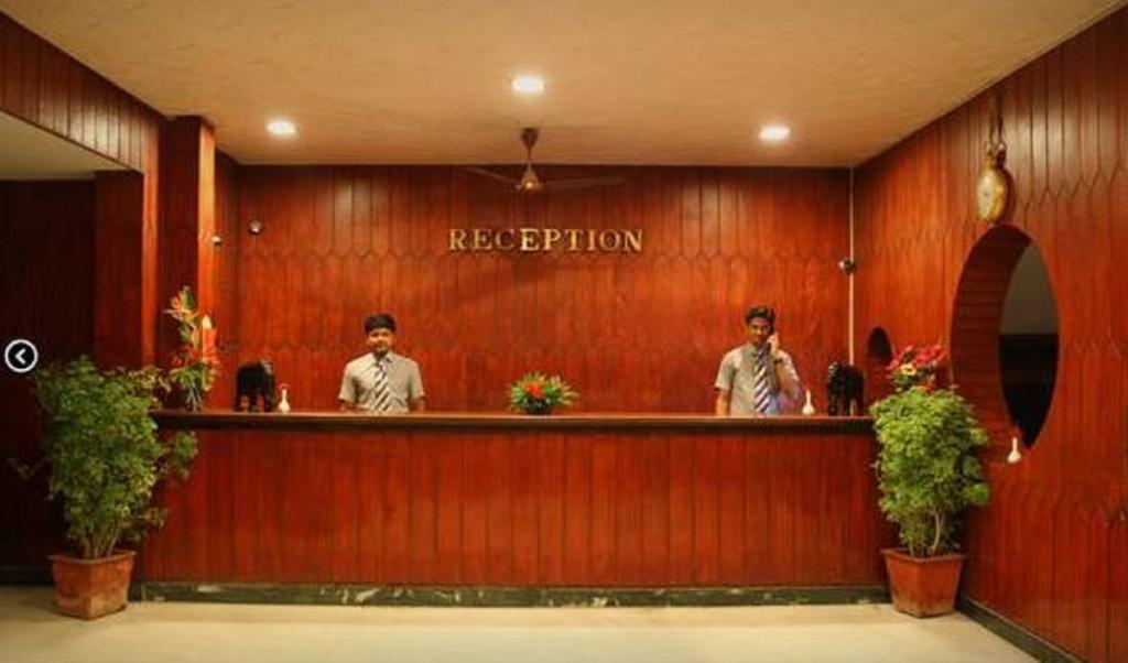 Hotel Ram International Pondicherry Esterno foto