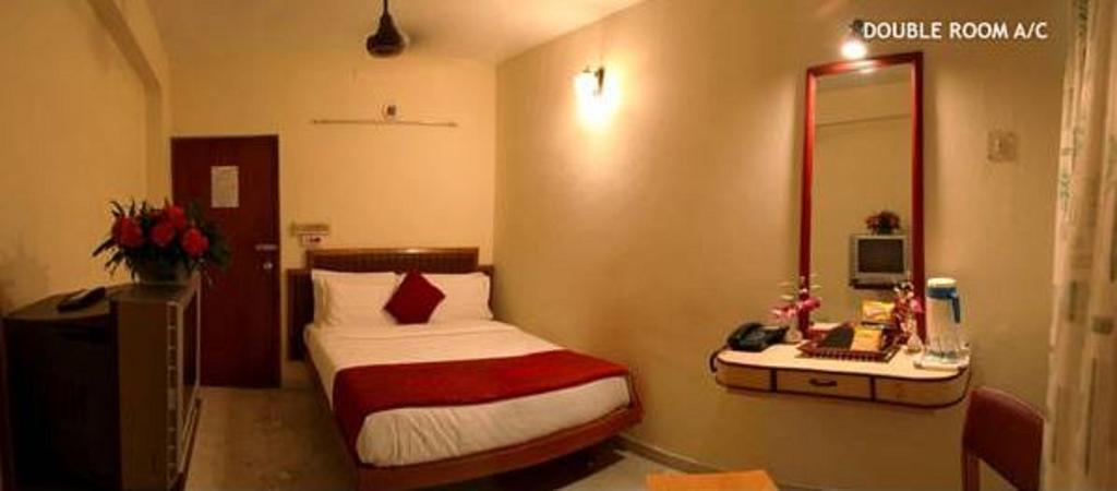 Hotel Ram International Pondicherry Esterno foto